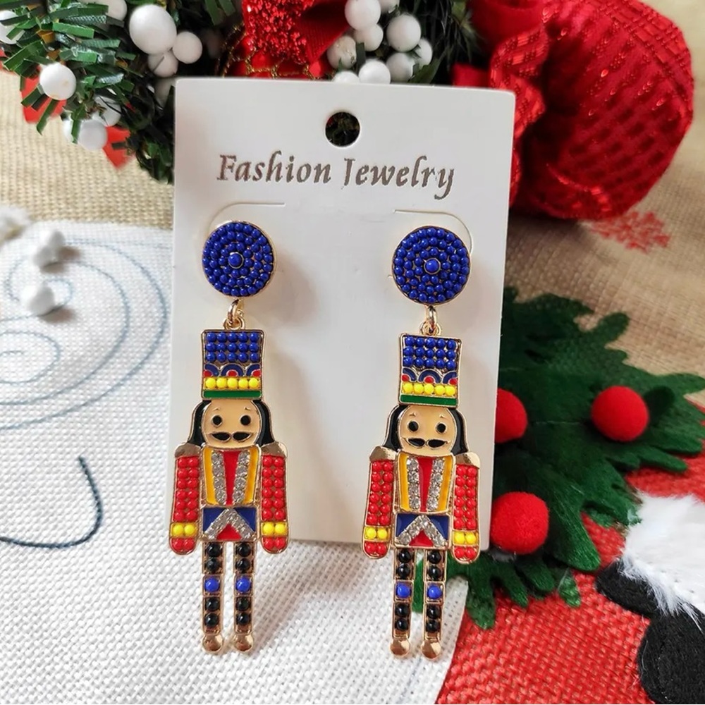 NWT Nutcracker Soldier Earrings